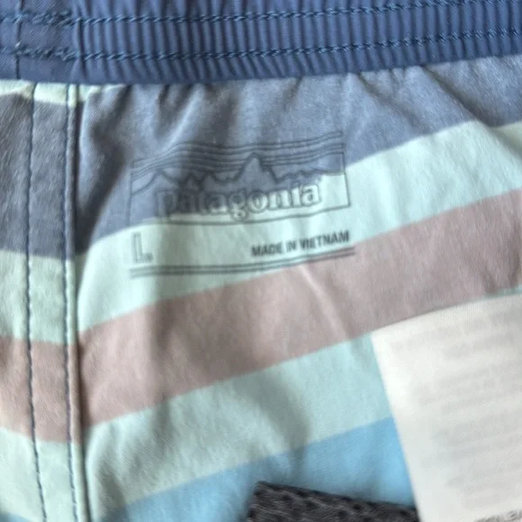 Patagonia men’s hybrid large - Picture 5 of 5